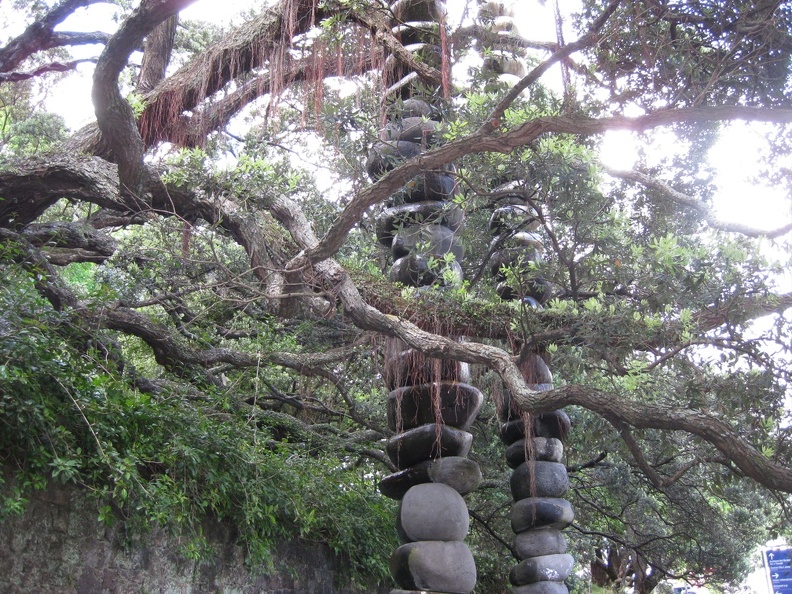 5 Gateway sculpture - cool tree and water feature.JPG